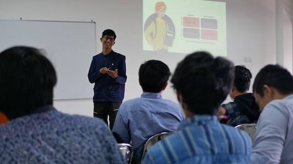 Des leaders qui ont perfectionné leur leadership grâce à la formation en art oratoire